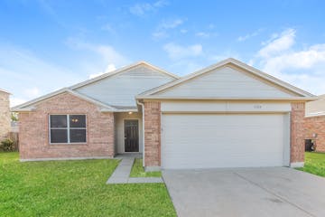 1504 Clemson Dr Glenn Heights, TX 75154